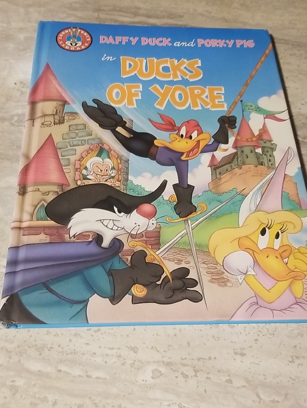 Warner Bros. Ducks of Yore Hardcover Daffy Duck And Porky Pig